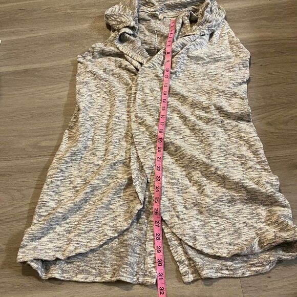 Alter’d State women’s grey sleeveless cotton blend open oversized cardigan Med - Picture 5 of 7